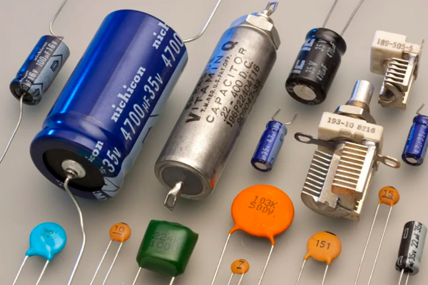 這3種電器千萬不要自己修，拔了插頭也帶電！.jpg